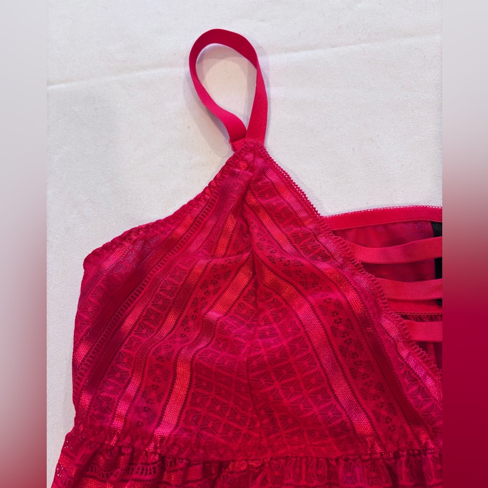 Torrid Vibrant Red Lace Detail Chemise - Picture 2 of 5